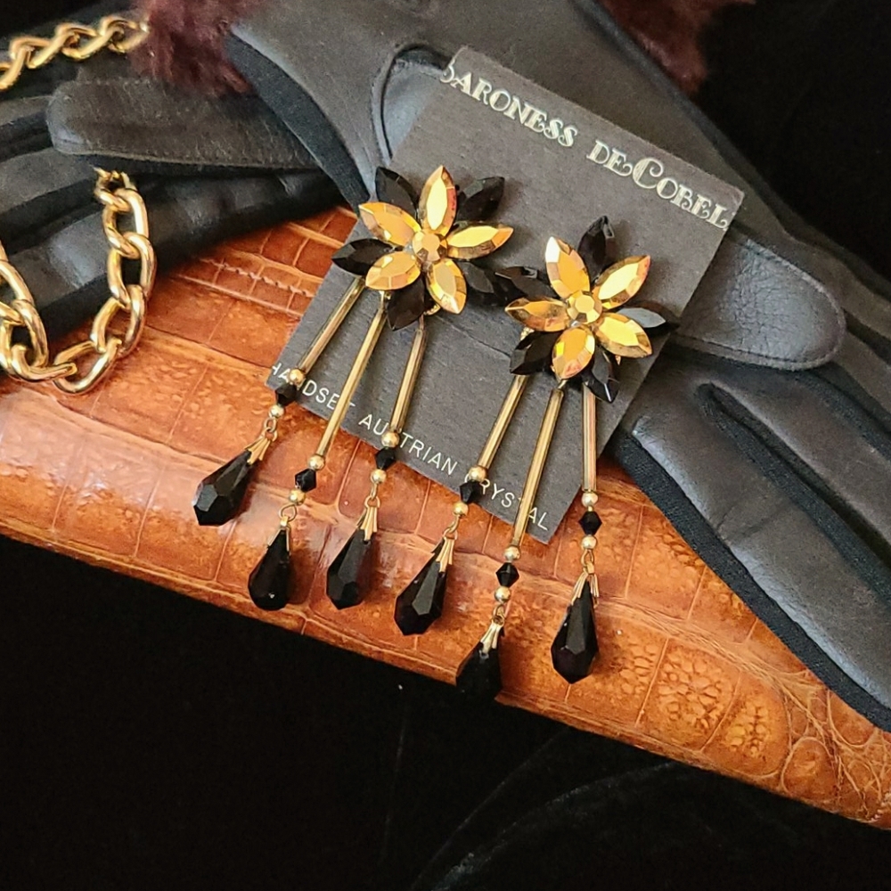 Vintage Baroness DeCobelli Crystal Earrings